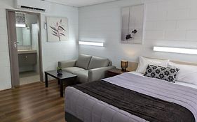 Morwell Parkside Motel